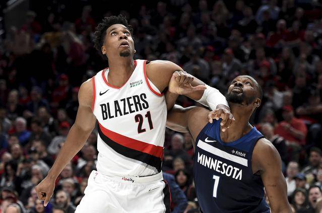 包含赛后体能课后，波特兰开拓者更衣室发声备战德甲，信心回归，心理建设被强调的词条