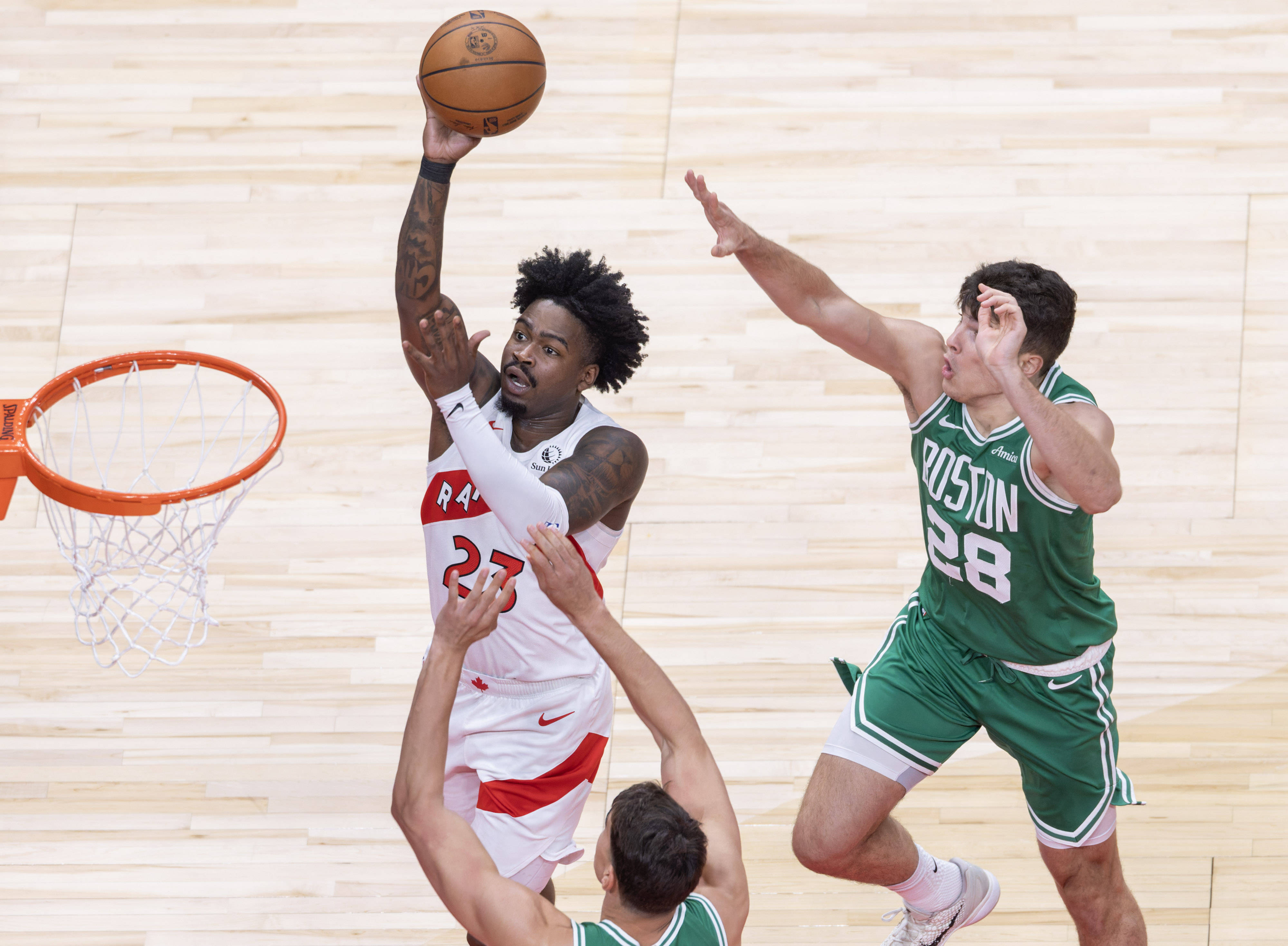 包含库里关键时刻大胜布鲁克林篮网关键时刻单刀错失之后，今夜波士顿凯尔特人备战亚冠的词条JJB